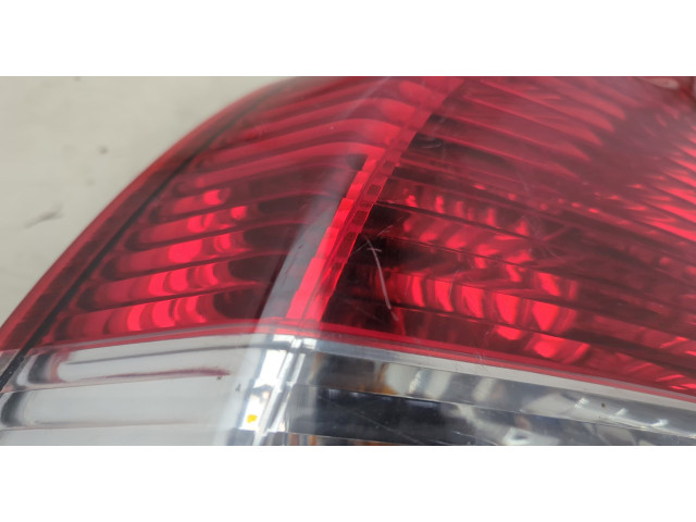 Задний фонарь          