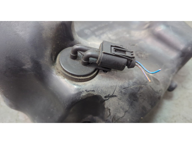 Бачок омывателя  Mercedes E W212 2009-2016    