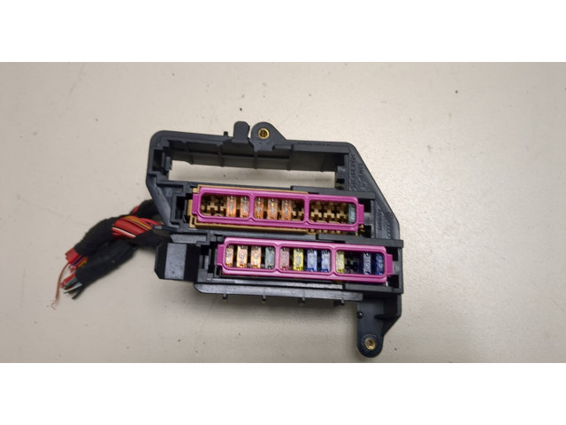 Блок предохранителей Audi A6 (C6) 2005-2011 4f1971845a 4.2