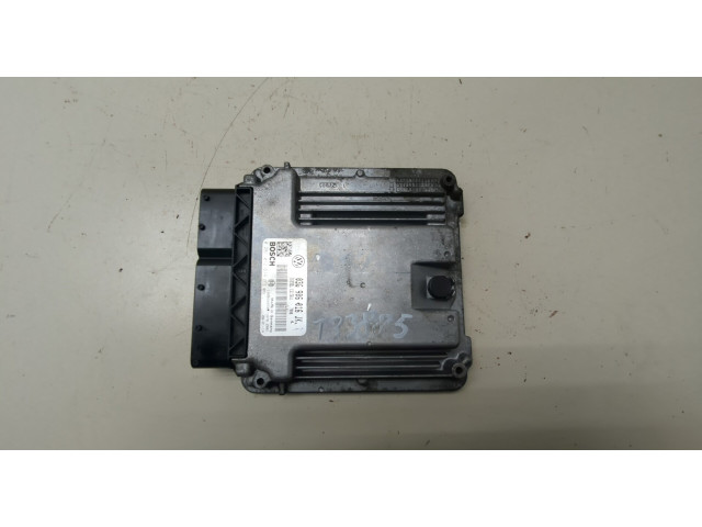 Блок управления двигателем Volkswagen Jetta 5 2004-2010