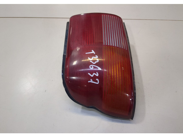 Задний фонарь        Ford Escort 1995-2001 