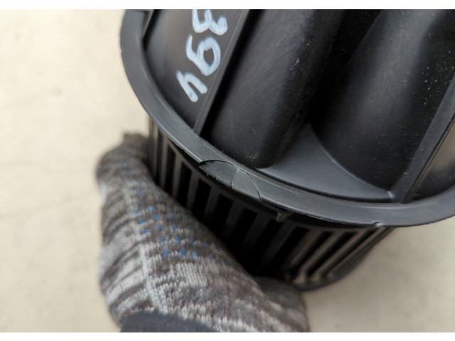 Моторчик печки Dacia Sandero 2008-2012