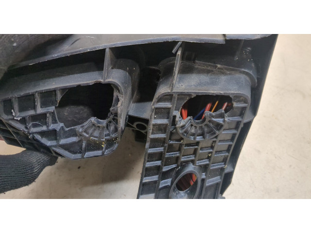 Блок предохранителей  Volkswagen Passat 7 2010-2015 Европа         