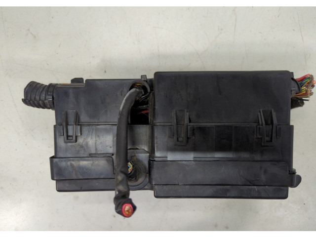 Блок предохранителей  Ford Focus 2 2008-2011      8M5T14K733ULA   