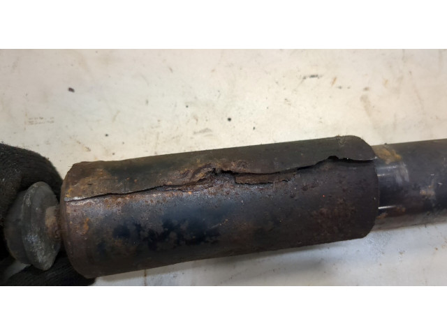 Стойка амортизатора Mitsubishi Montero Sport / Pajero Sport 1996-2008 MR316549 3.5 бензин