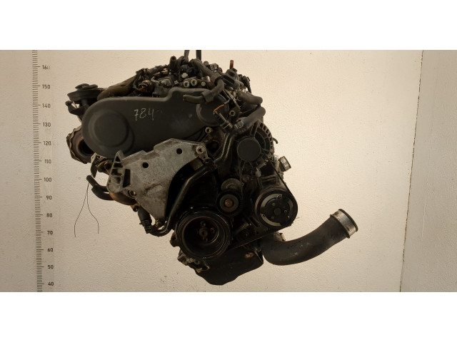 Форсунка топливная Volkswagen Golf 5 2003-2009