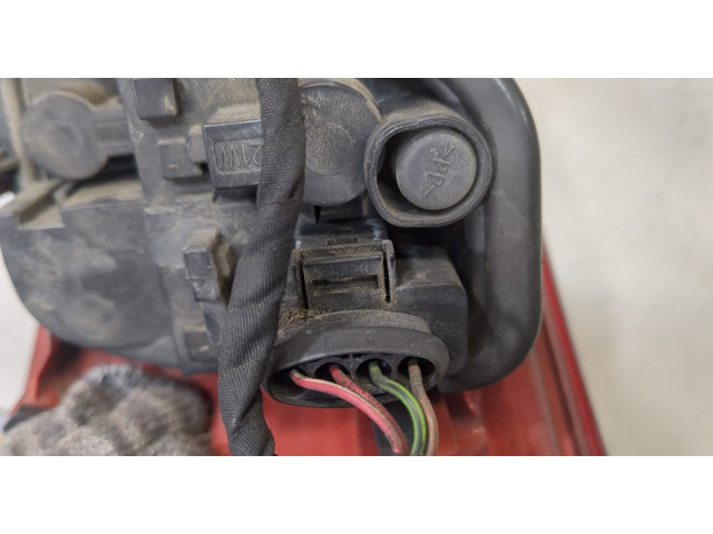 Задний фонарь          