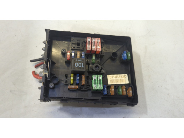 Блок предохранителей  Volkswagen Golf 5 2003-2009         