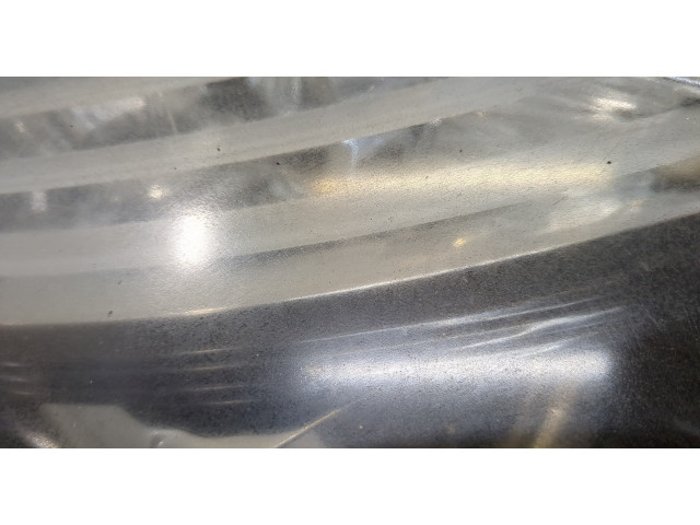 Фара передняя Renault Scenic 2009-2012 левая