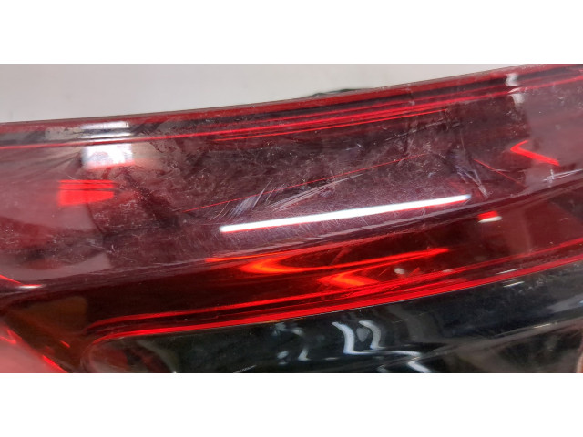 Задний фонарь