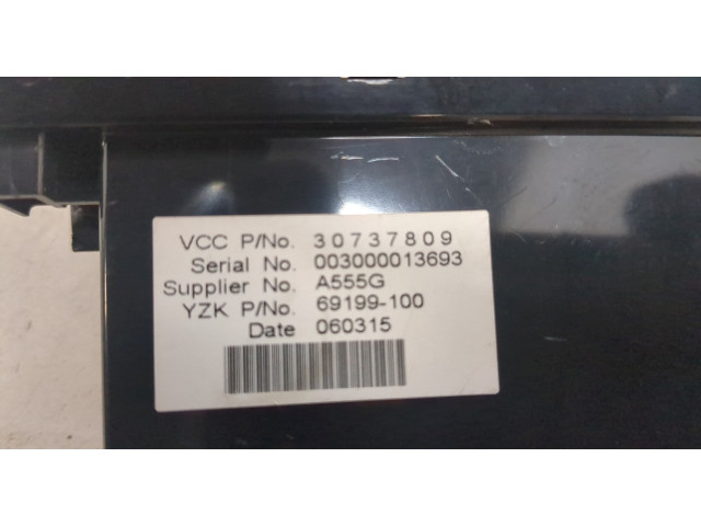 Дисплей бортового компьютера  Volvo S40 2004-        