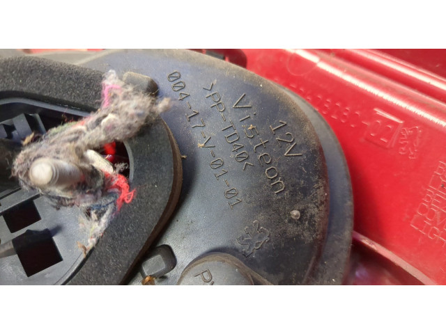 Задний фонарь          