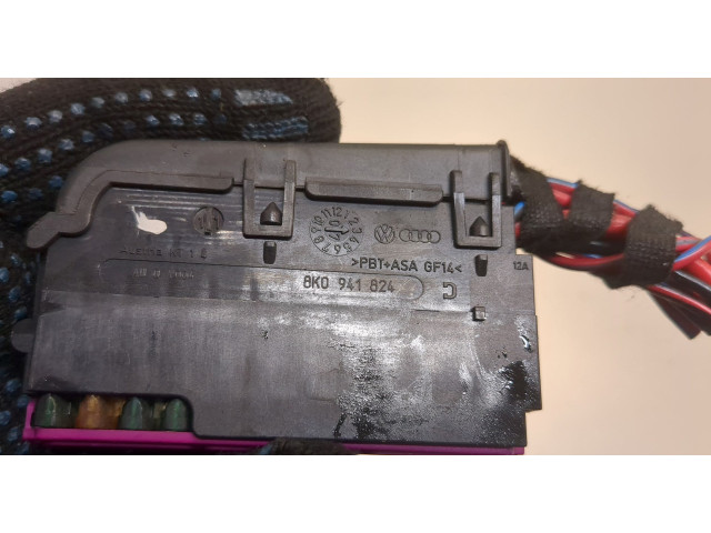 Блок предохранителей  Audi A6 (C6) 2004-2011         