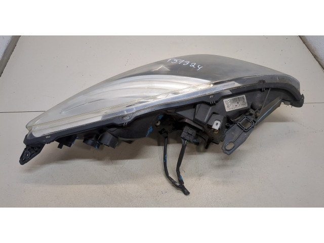 Фара передняя Renault Scenic 2009-2012 левая