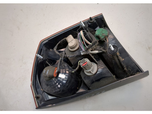 Задний фонарь          