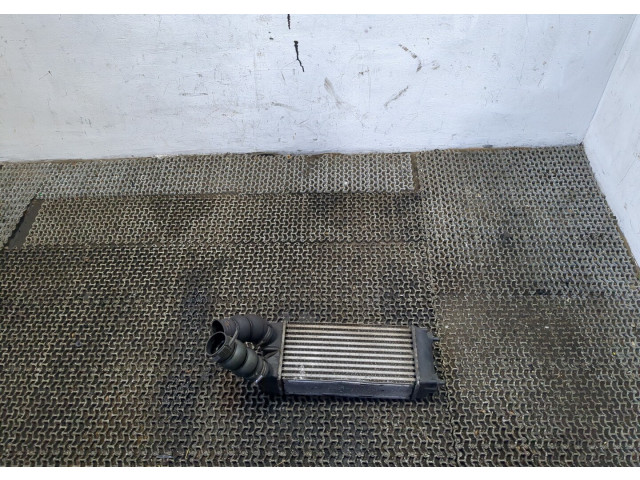 Интеркулер  Peugeot 5008 2009-2016 1.6  9656503980    