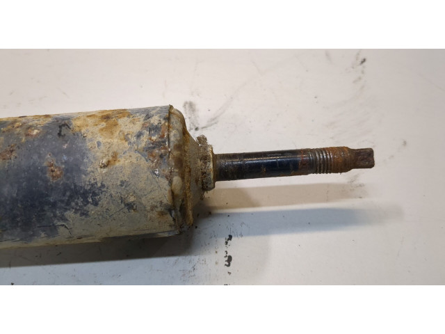 Стойка амортизатора  Suzuki Jimny 1998-2012      