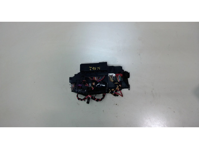 Pojistková skříňka Audi A4 (B8) 2007-2011