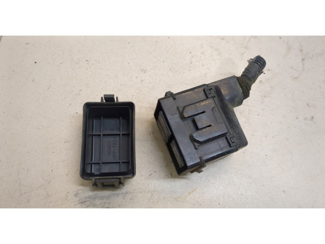 Блок реле  Acura RDX 2006-2013         