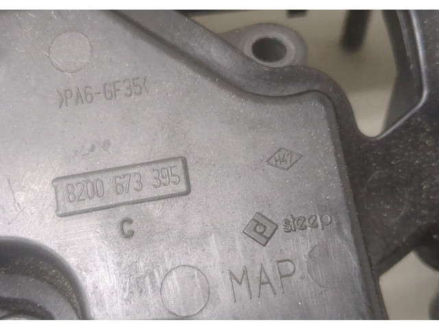 Клапанная крышка двигателя ДВС  Renault Trafic 2001-2014      