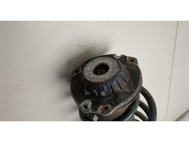 Стойка амортизатора  Cadillac XT5 2016-2019 84018479, 824904011096     