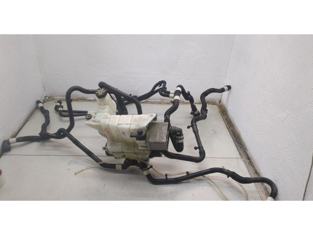 Бачок расширительный  Tesla Model 3 2017-2023 109701600D, 107761700D   