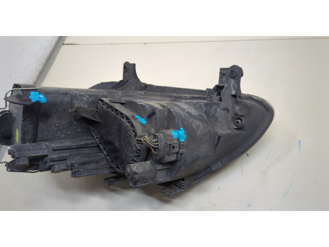 Фара передняя  Volkswagen Caddy 2004-2015 правая 