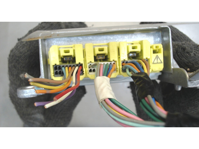 Блок управления подушками безопасности  Ford Ranger 2006-2012     