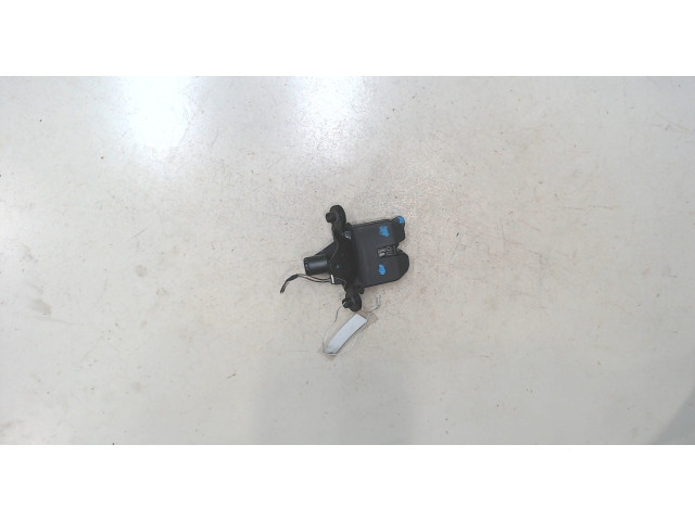 Замок багажника  Skoda Octavia (A5) 2004-2008       