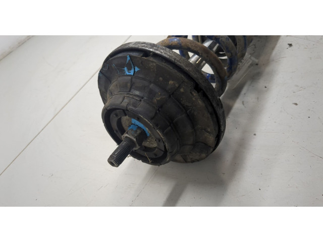 Стойка амортизатора Volkswagen Transporter 5 2003-2015 7H0413031N, 7E0411105A