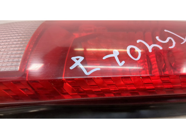 Задний фонарь 26555EQ025