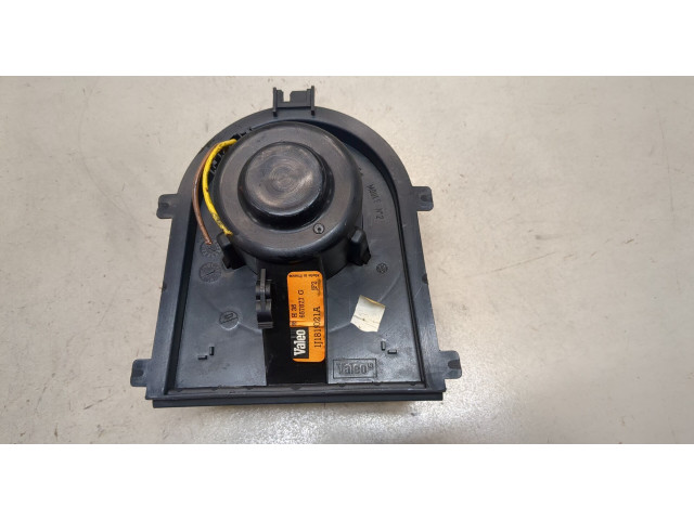 Моторчик печки  Volkswagen Bora        