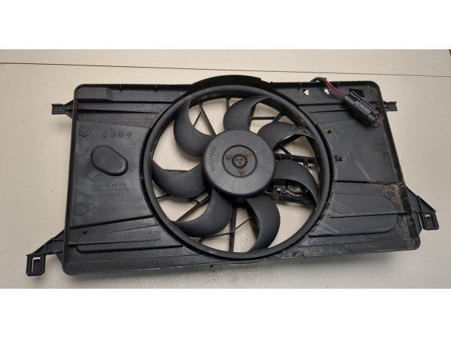 Вентилятор радиатора  Ford Focus 2 2005-2008           