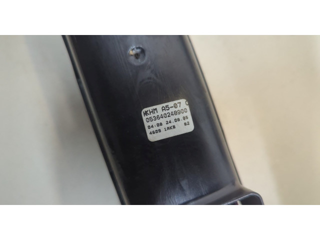 Блок предохранителей Volkswagen Golf Plus