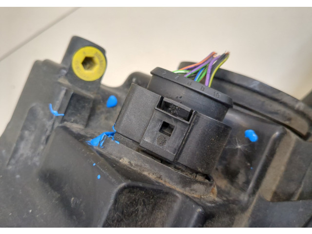 Фара передняя Ford Fiesta 2008-2013 левая