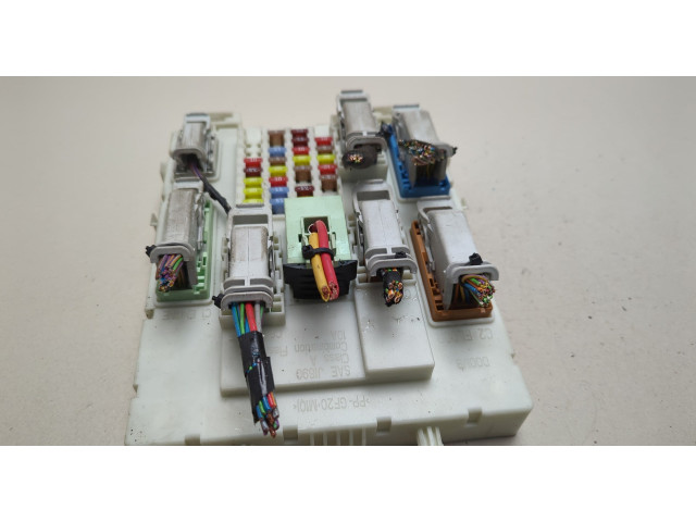 Блок предохранителей  Ford Focus 3 2011-2015         