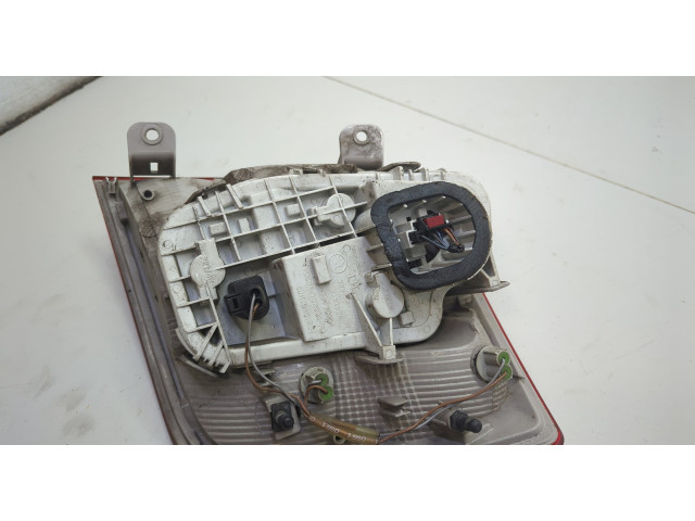 Задний фонарь