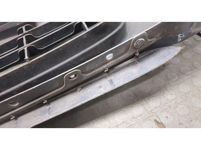 Бампер Nissan Note E11 2005-2013 передний