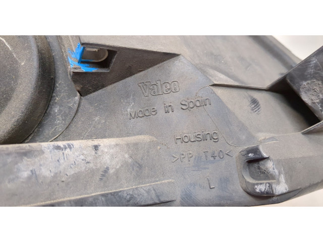 Фара передняя  Volkswagen Passat 6 2005-2010 левая 