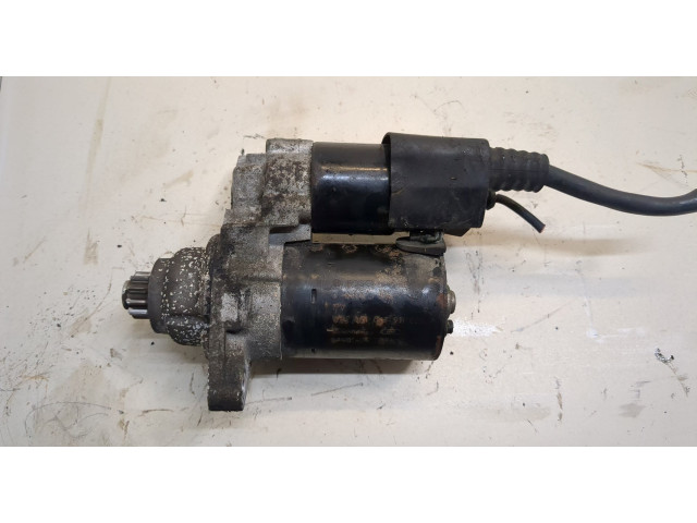 Стартер  Volkswagen Golf 5 2003-2009 1.6  02M911023   