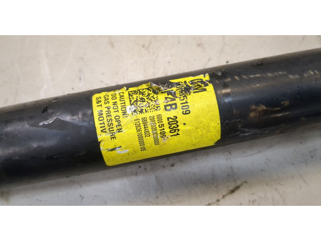 Стойка амортизатора  Chevrolet Trailblazer 2020-2022      