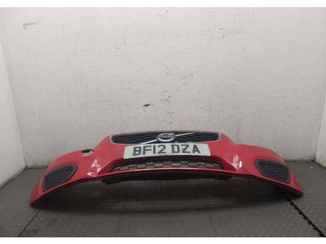 Бампер  Volvo C30 2010-2013 передний   