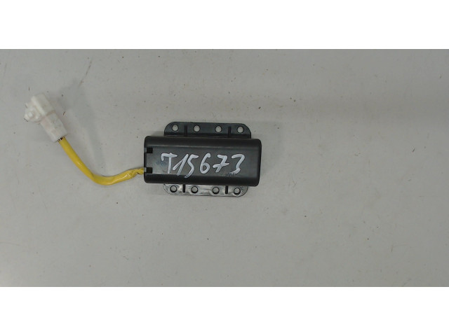 Блок управления подушками безопасности Mitsubishi Pajero 2006-2011