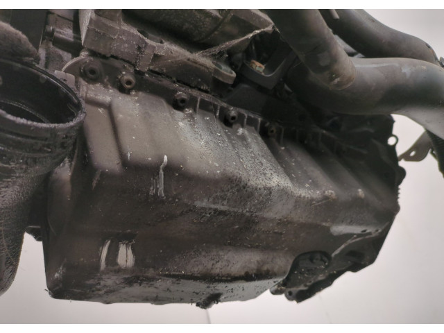 Форсунка топливная Volkswagen Touran 2003-2006 038130073AG