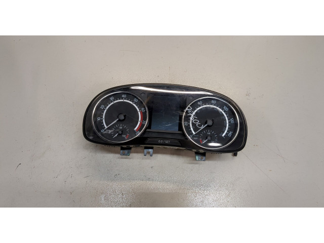 Панель приборов Skoda Fabia 2014-2018