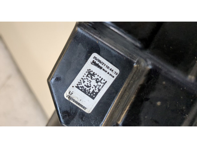 Фара передняя Seat Arona 2017-2021 левая