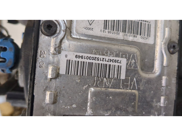 Фара передняя  Chrysler 300C 2004-2011 правая 