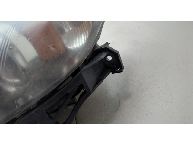 Фара передняя Mazda 3 (BK) 2003-2009 левая