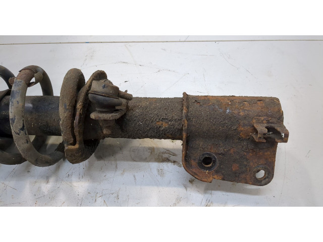 Стойка амортизатора Renault Trafic 2001-2014