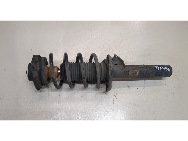 Стойка амортизатора  Volkswagen Passat 7 2010-2015 Европа      